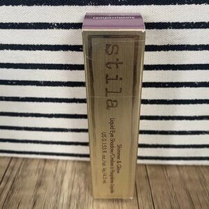 Stila Shimmer & Glow Liquid Eye Shadow in Compassionate!